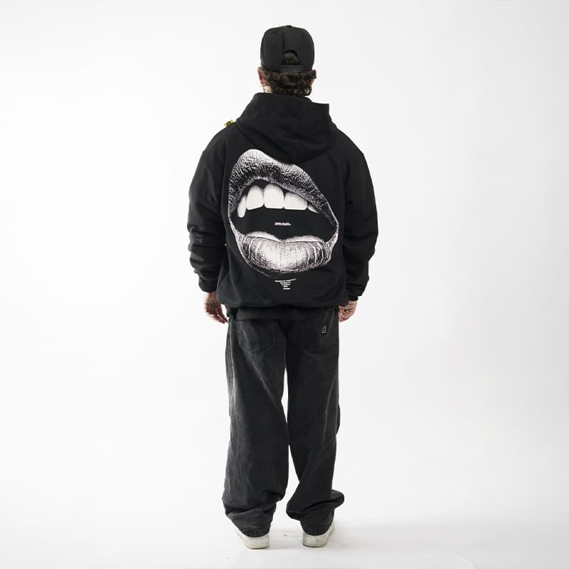 "LIPS" // HOODIE OVERSIZED