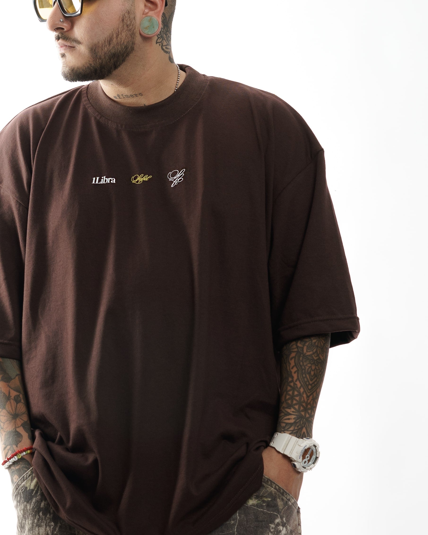 "LC ESSENCE" // POLERA OVERSIZED