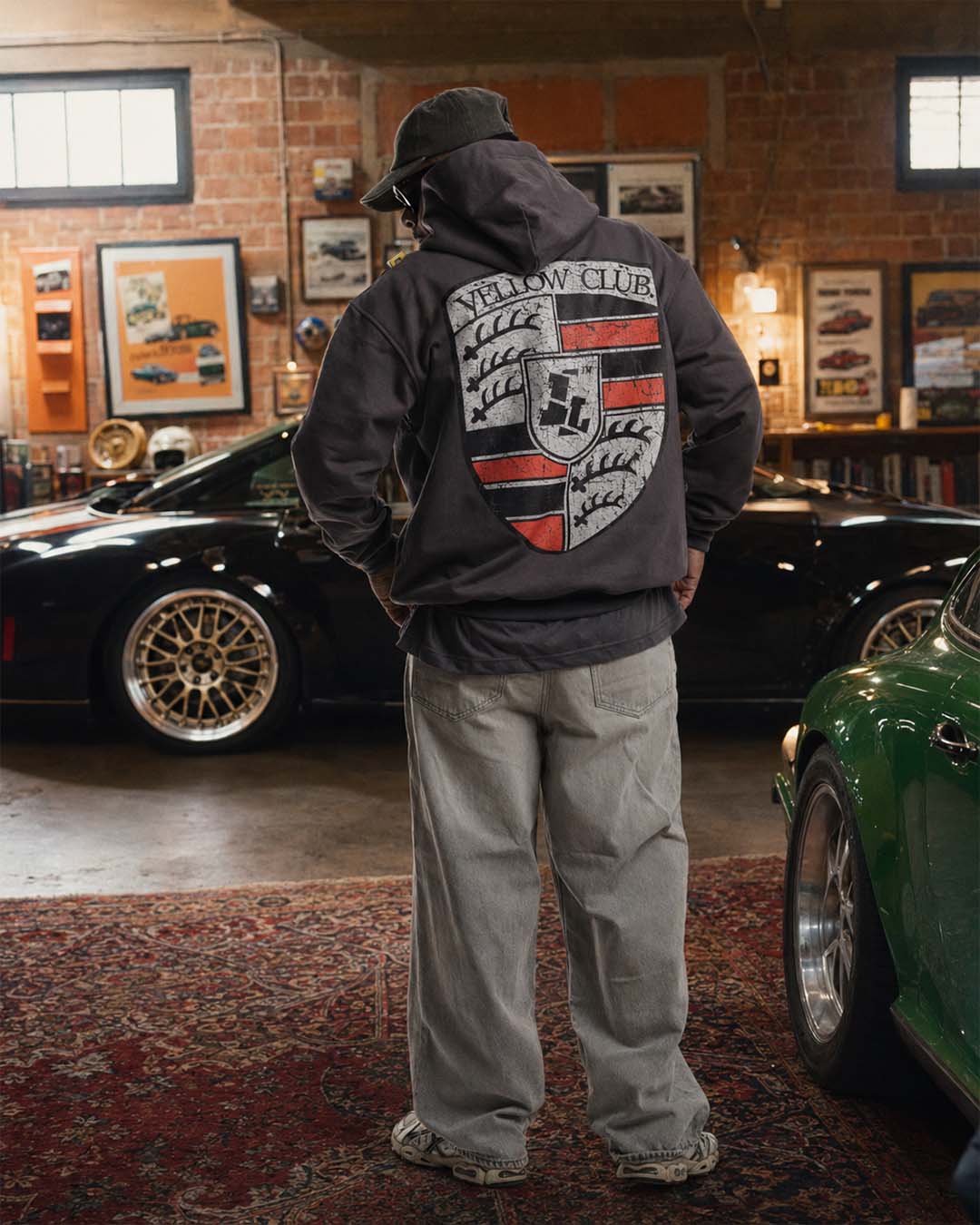 "PORSCHE LOGO" // HOODIE OVERSIZED