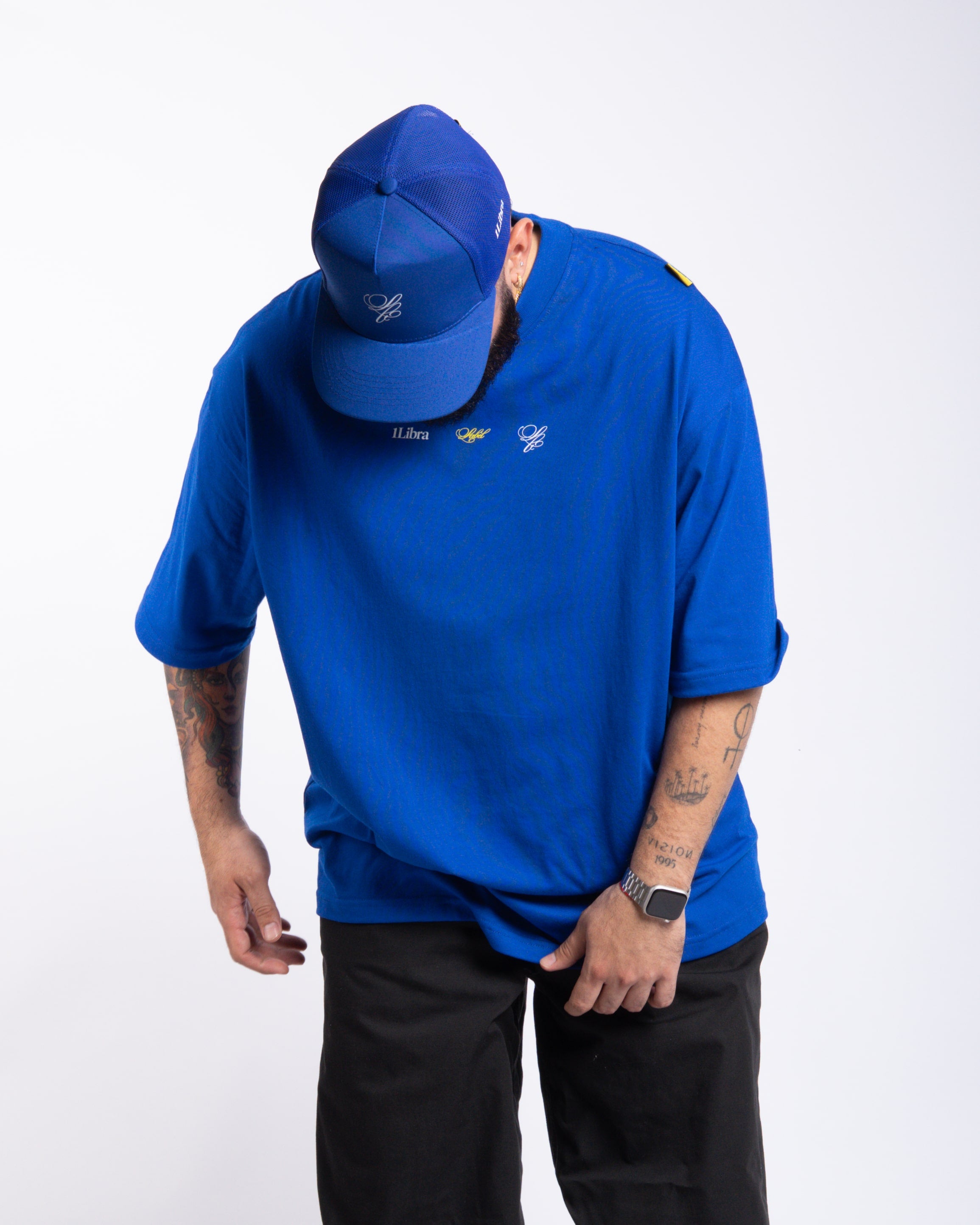 "LC ESSENCE" // POLERA OVERSIZED