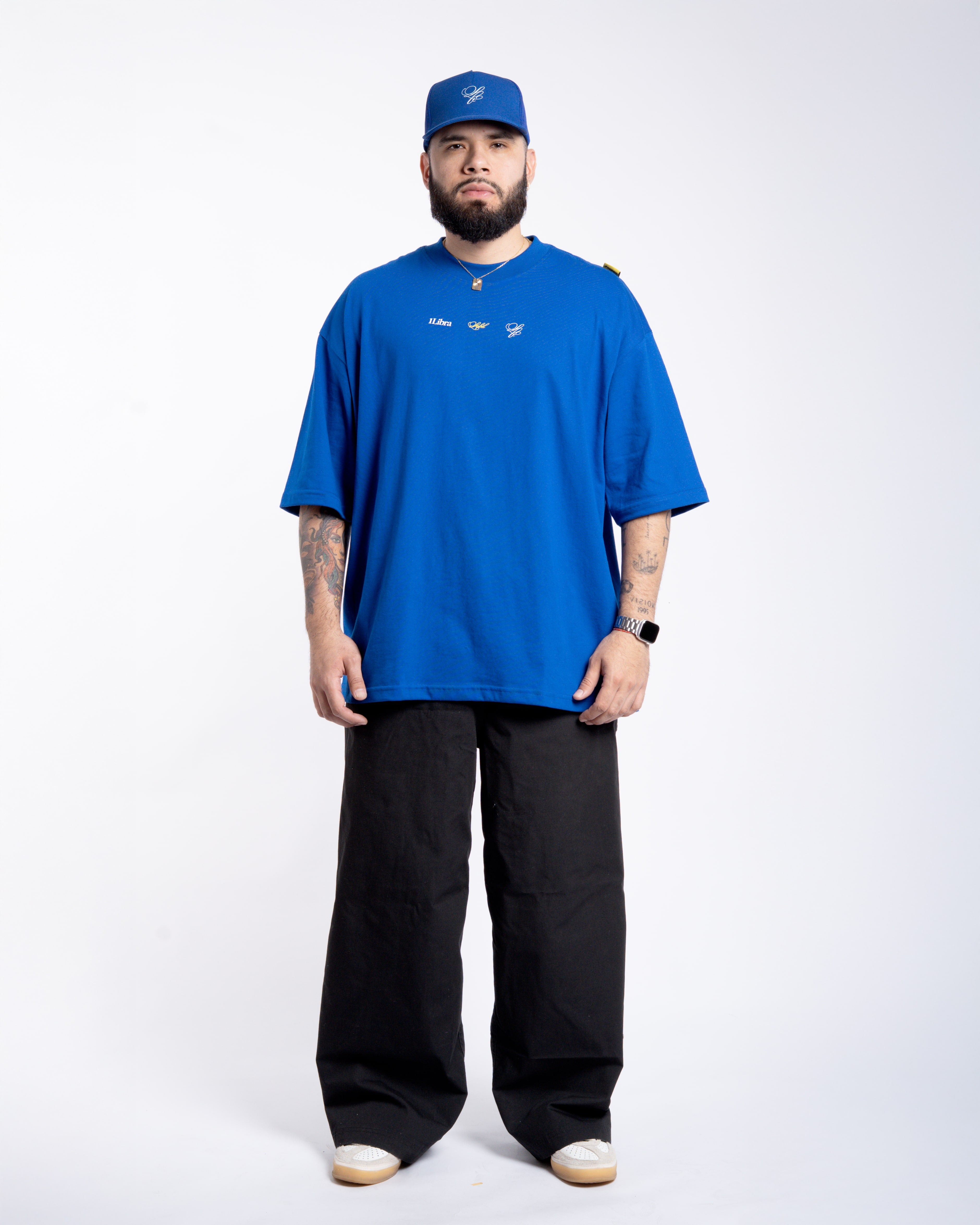 "LC ESSENCE" // POLERA OVERSIZED