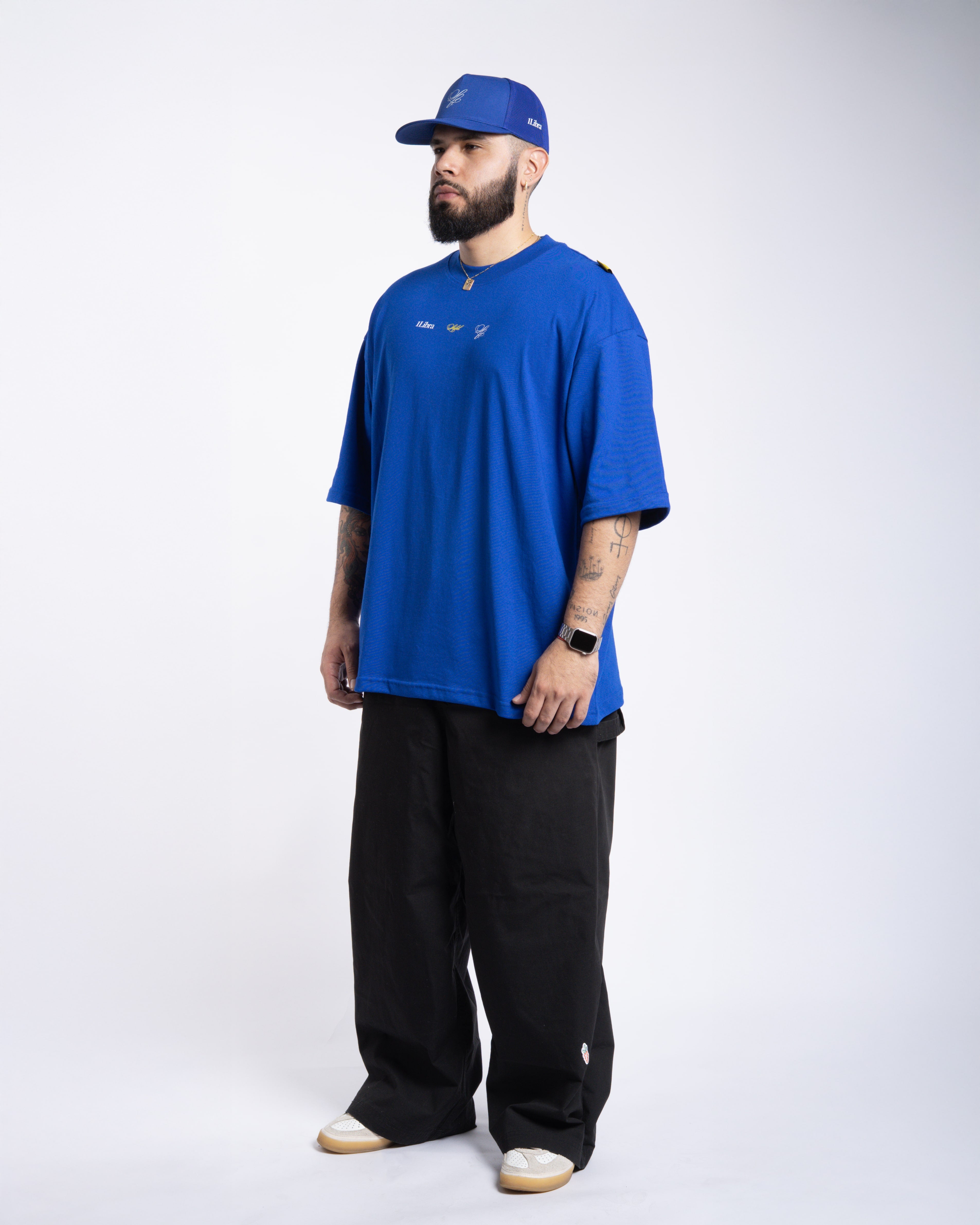 "LC ESSENCE" // POLERA OVERSIZED