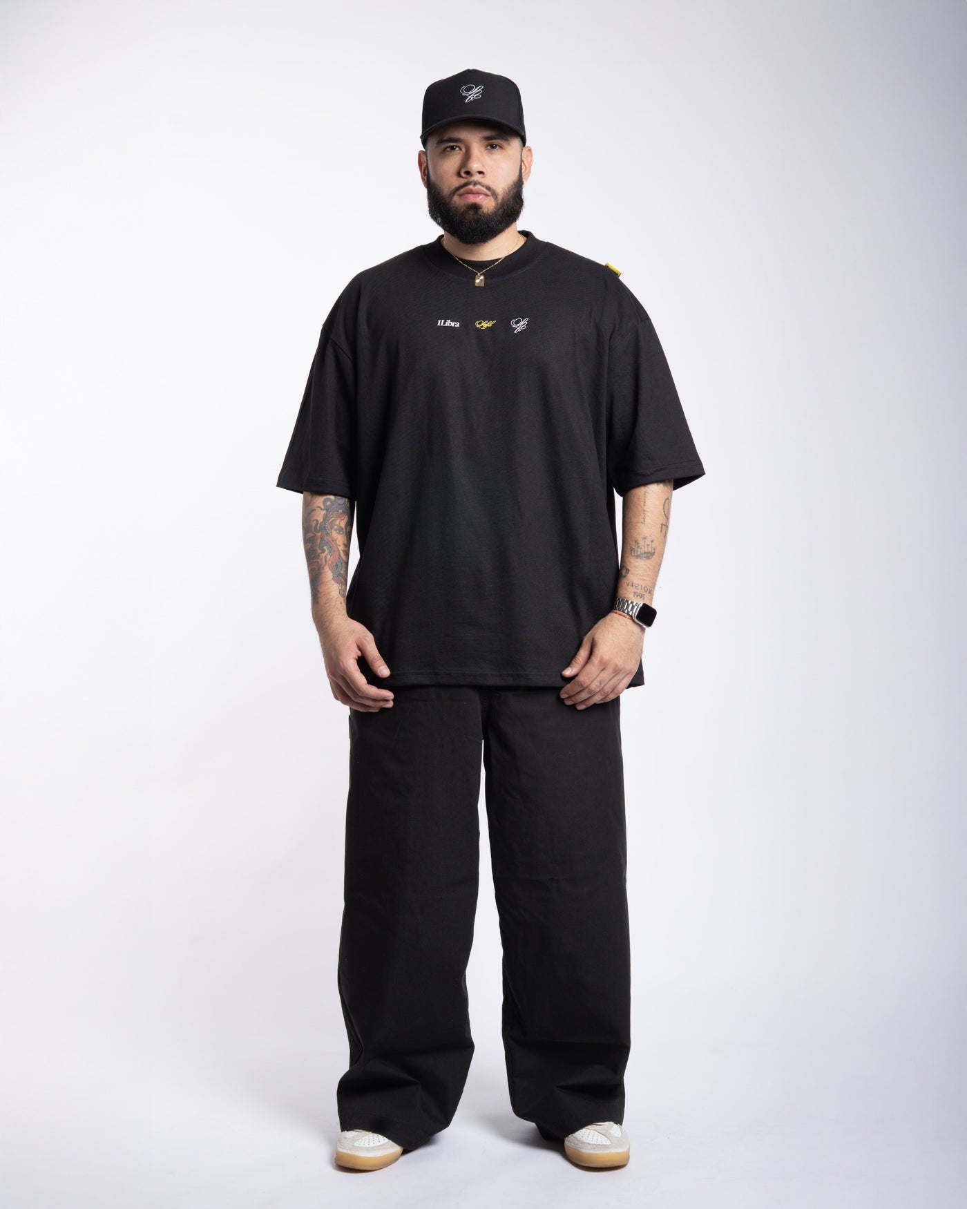 "LC ESSENCE" // POLERA OVERSIZED