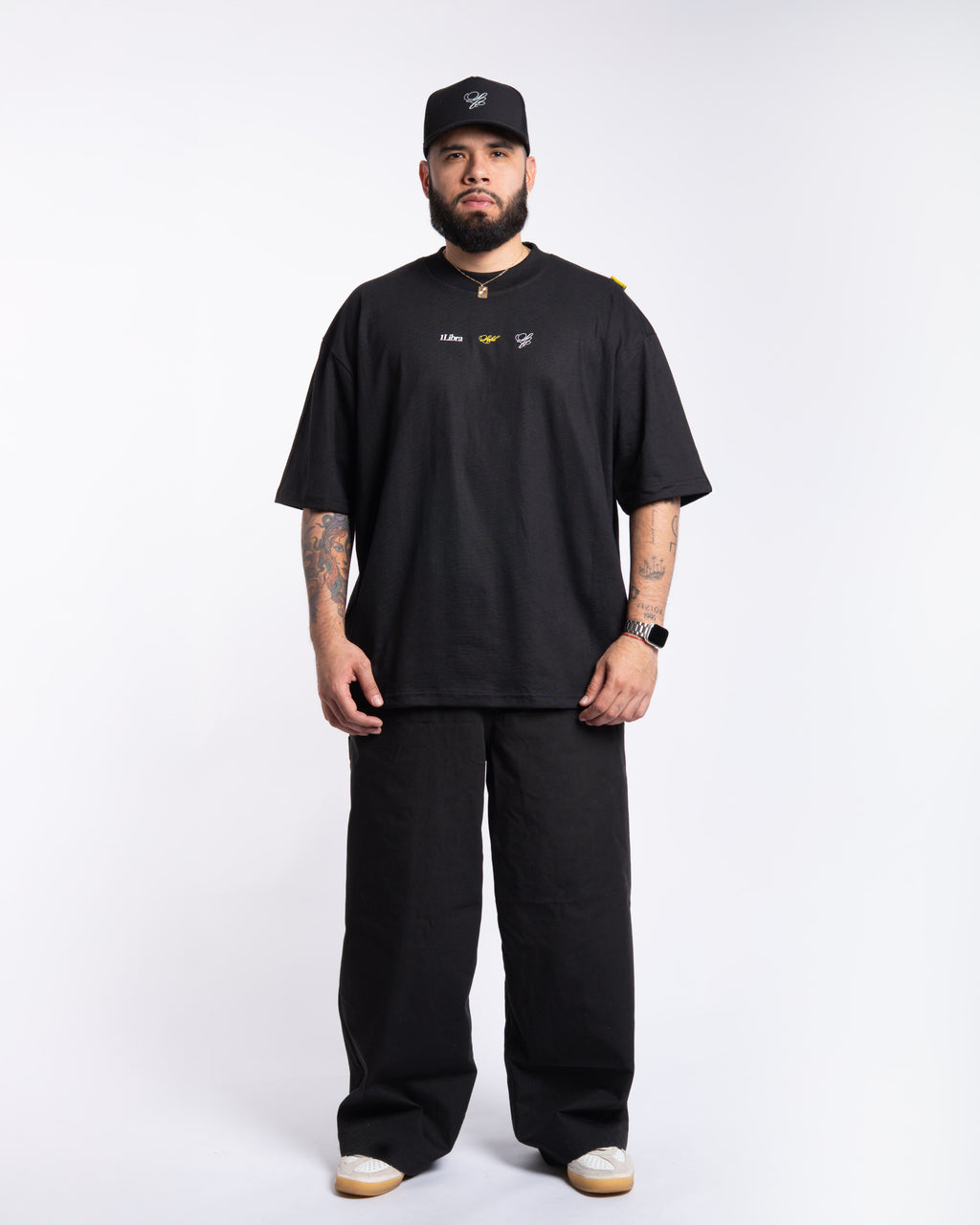 "LC ESSENCE" // POLERA OVERSIZED