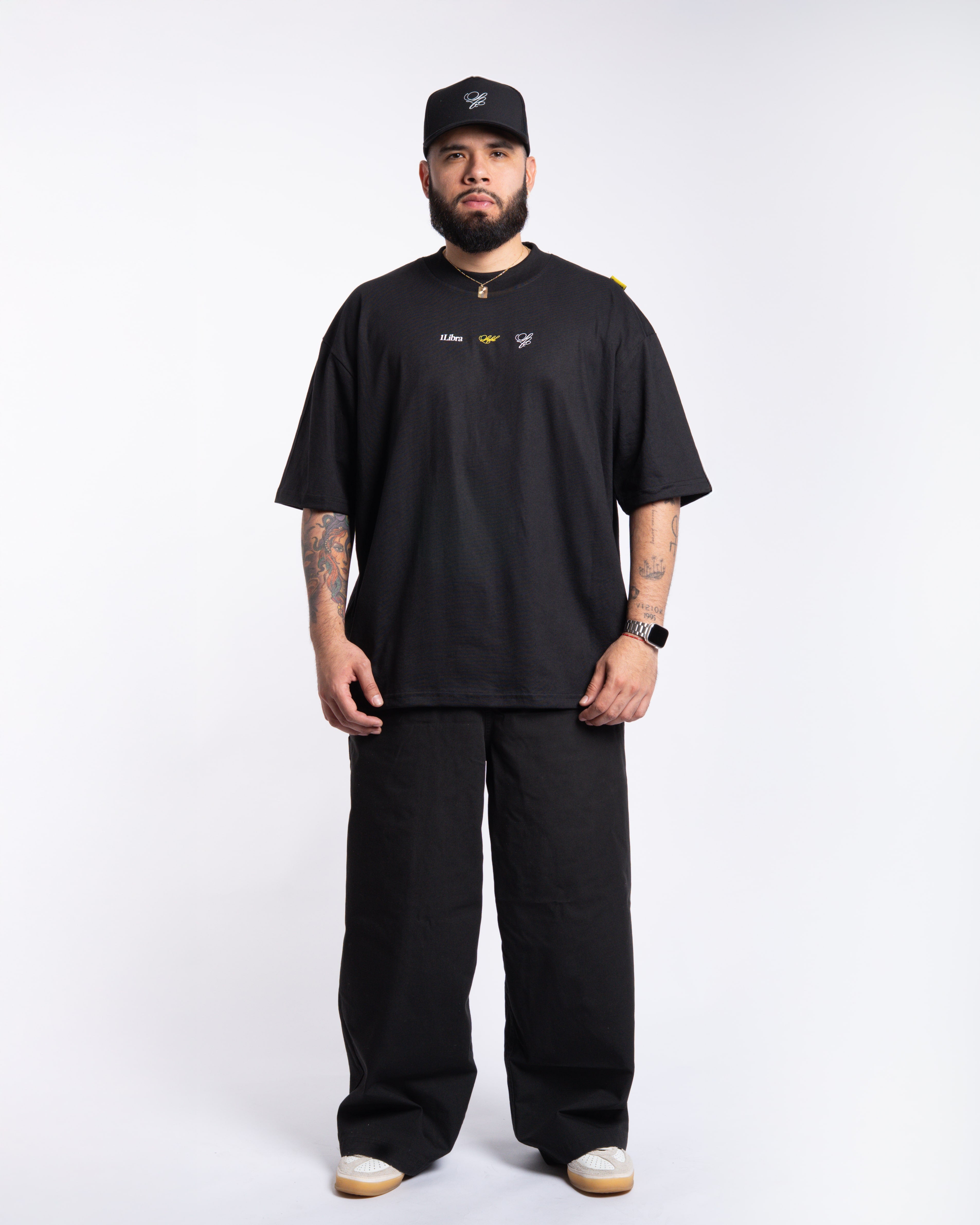 "LC ESSENCE" // POLERA OVERSIZED