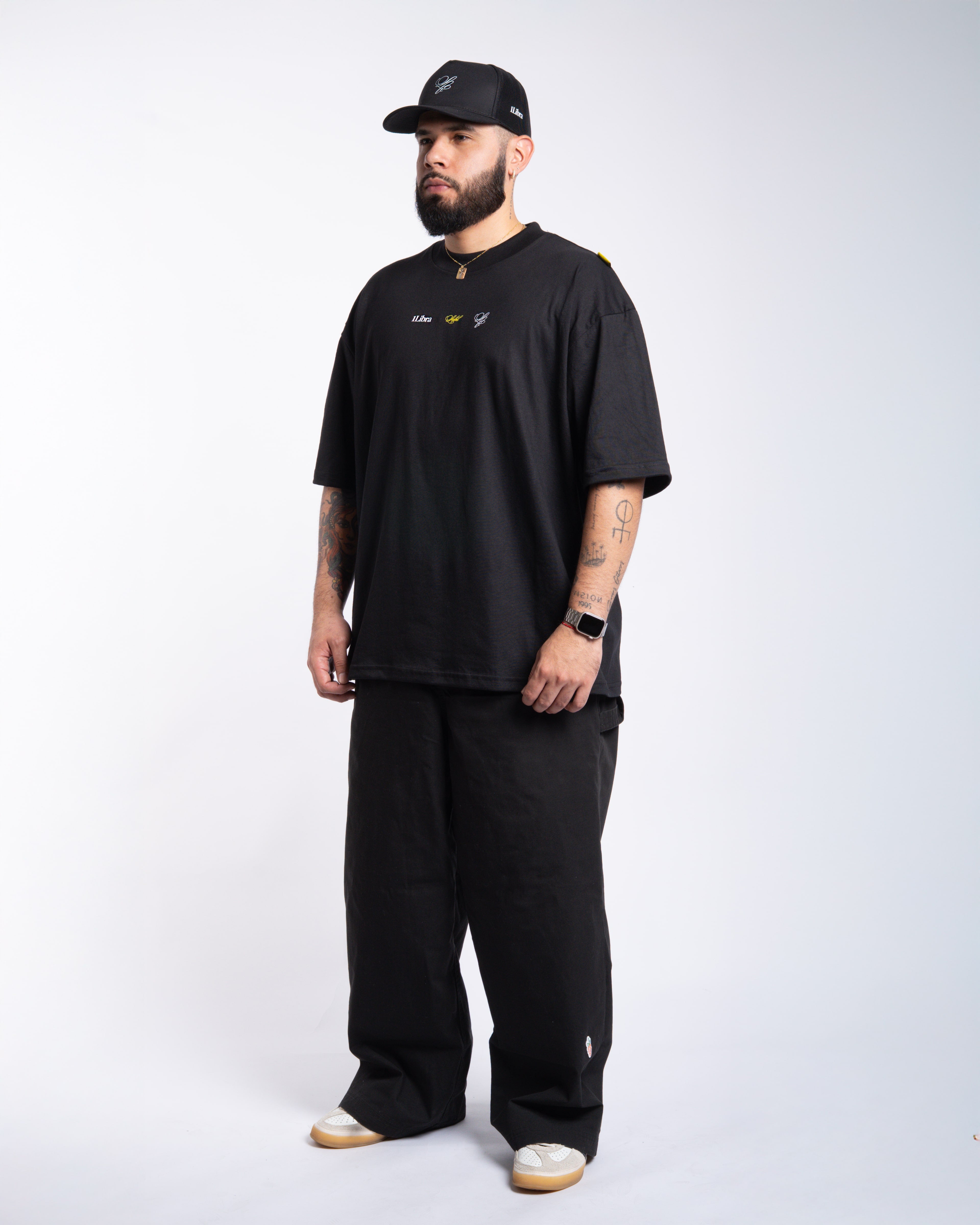 "LC ESSENCE" // POLERA OVERSIZED