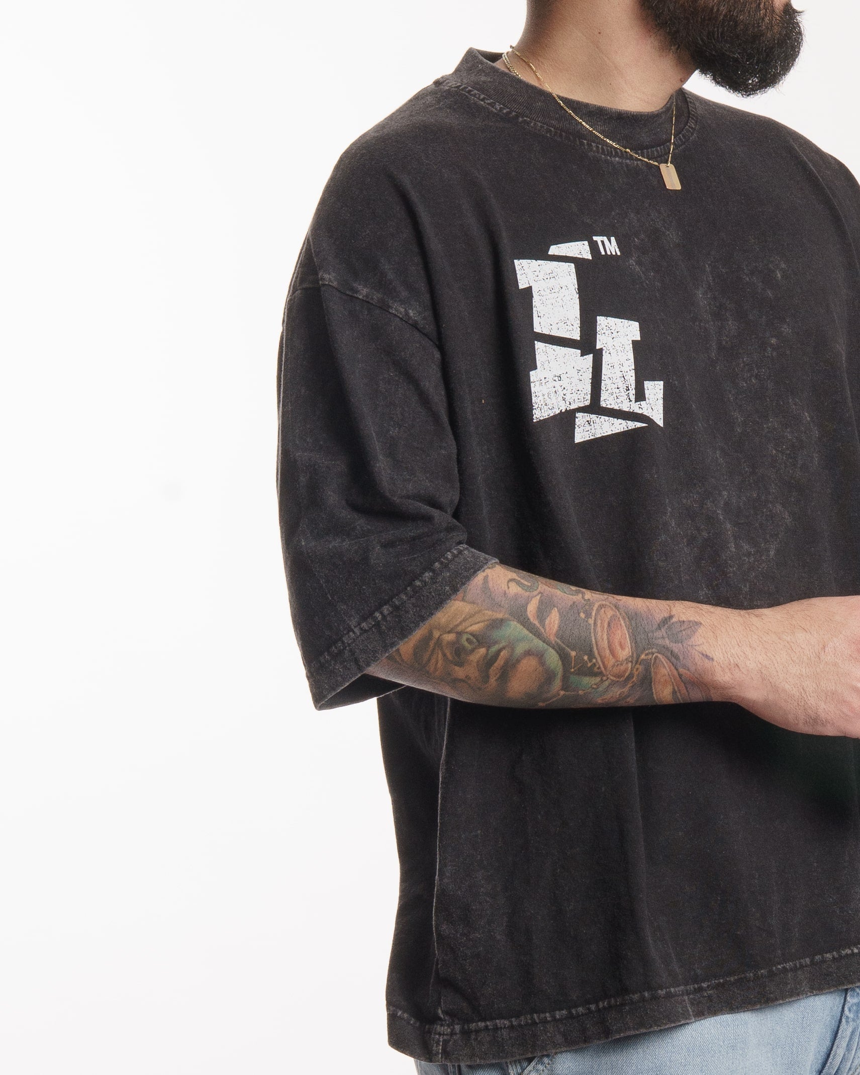 LABEL CLUB // OVERSIZED TEES // ACIDWASH
