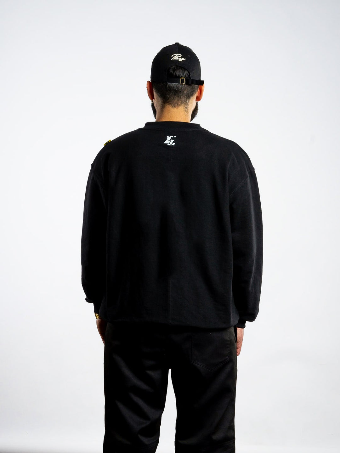 "YELLOW LABEL CLUB"//OVERSIZED CREWNECK