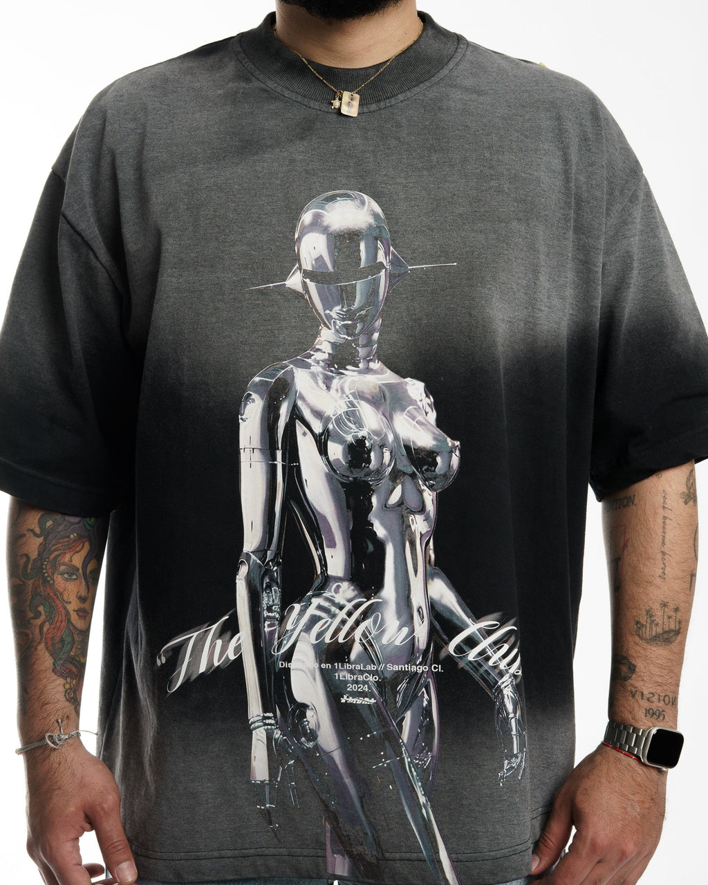 "PRIMA DONNA" // FOCAL HEAVYWEIGHT OVERSIZED