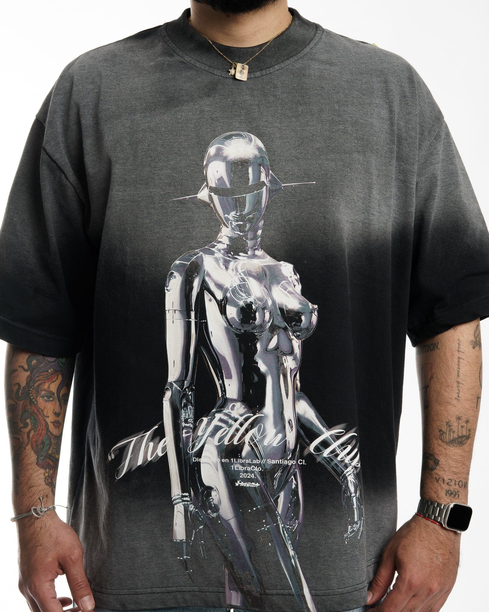 "PRIMA DONNA" // FOCAL HEAVYWEIGHT OVERSIZED