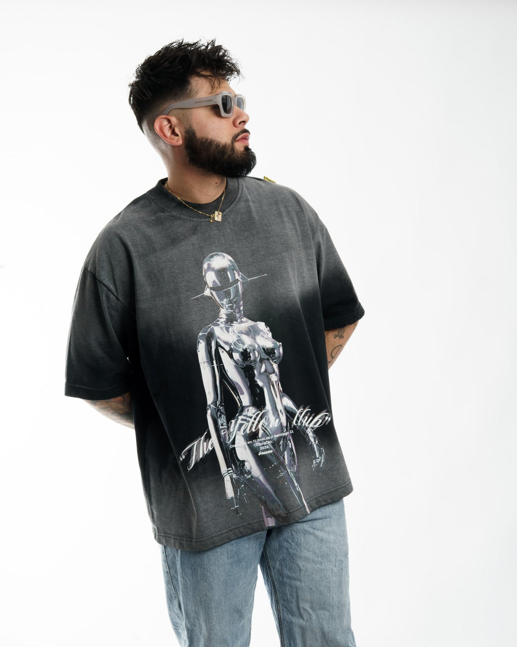 "PRIMA DONNA" // FOCAL HEAVYWEIGHT OVERSIZED