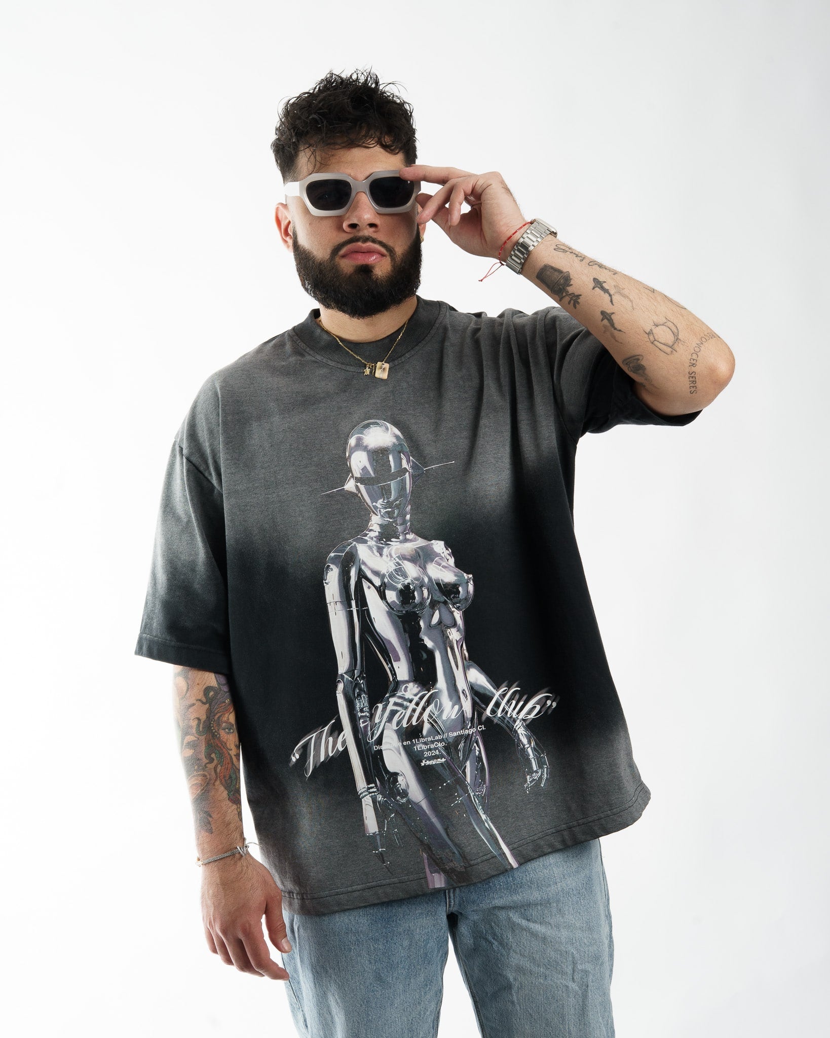 "PRIMA DONNA" // FOCAL HEAVYWEIGHT OVERSIZED