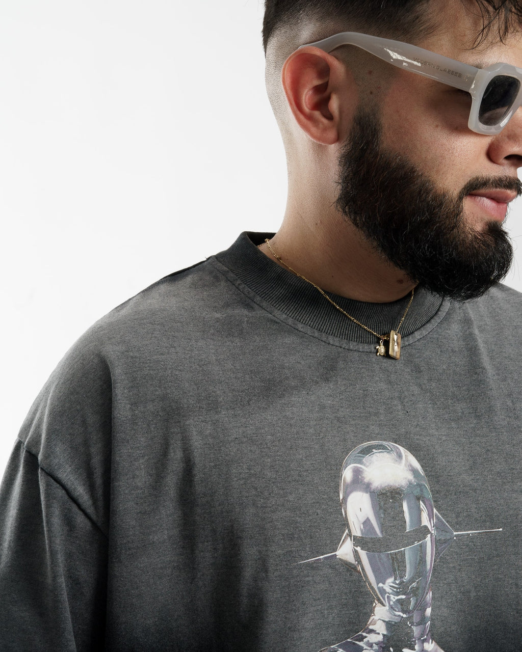 "PRIMA DONNA" // FOCAL HEAVYWEIGHT OVERSIZED