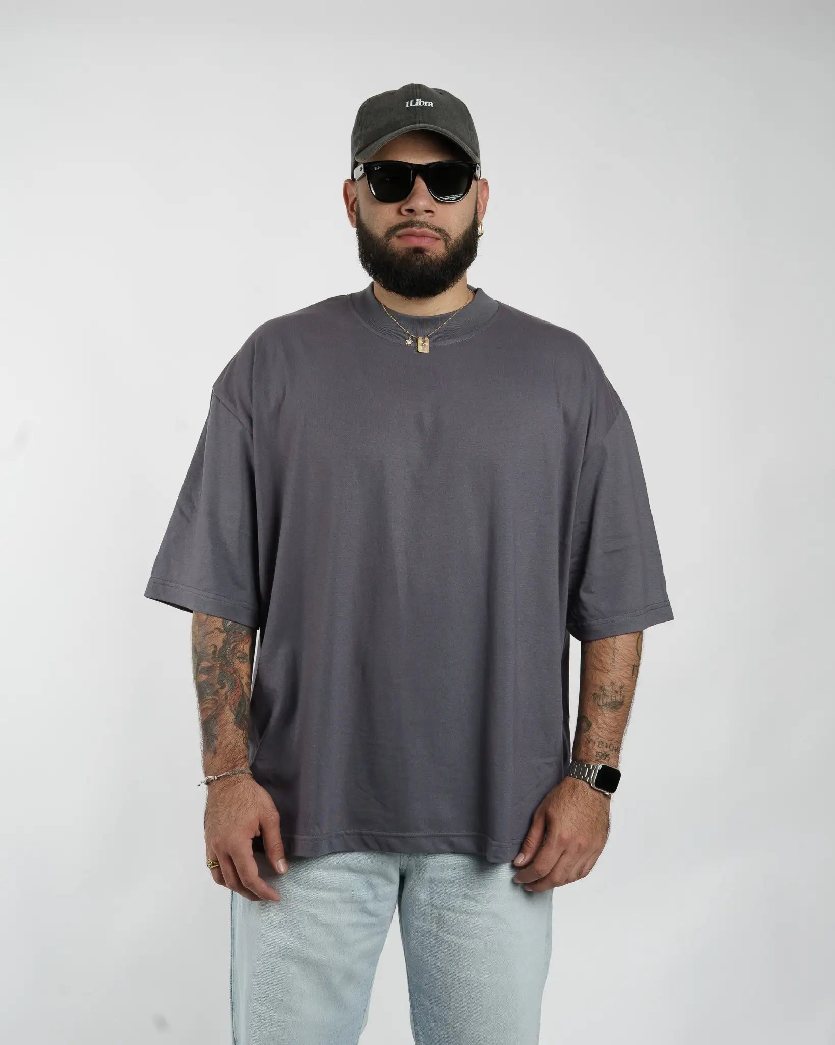 BASICA//ESSENCIAL OVERSIZED TEES // GRIS ACERO