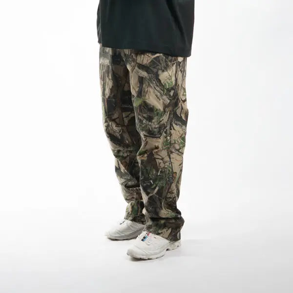 "REALTREE"