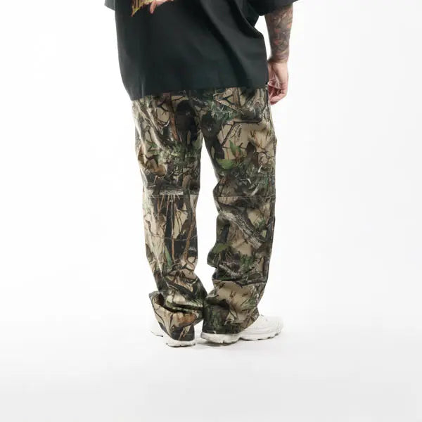 "REALTREE"