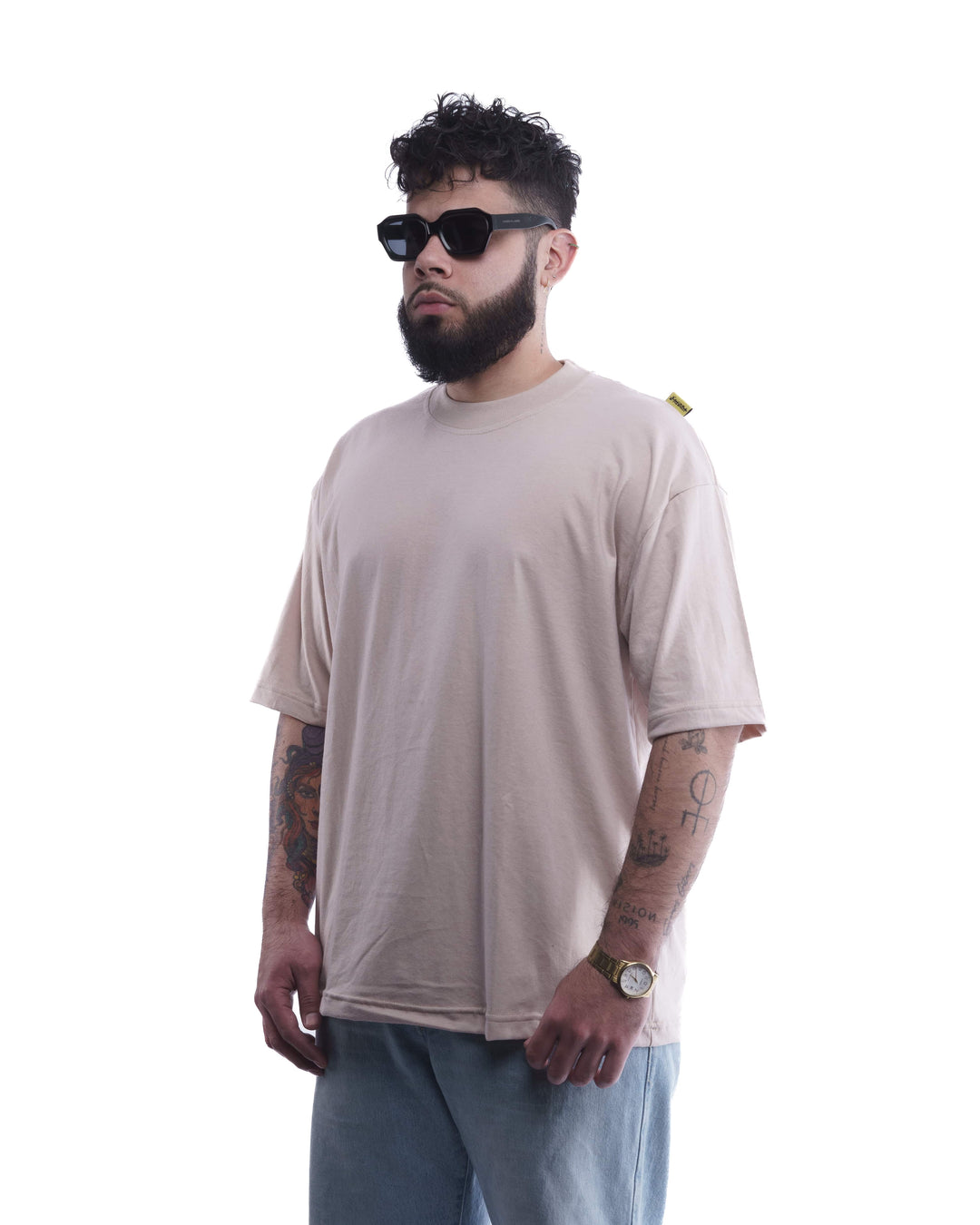 BASICA//ESSENCIAL OVERSIZED TEES