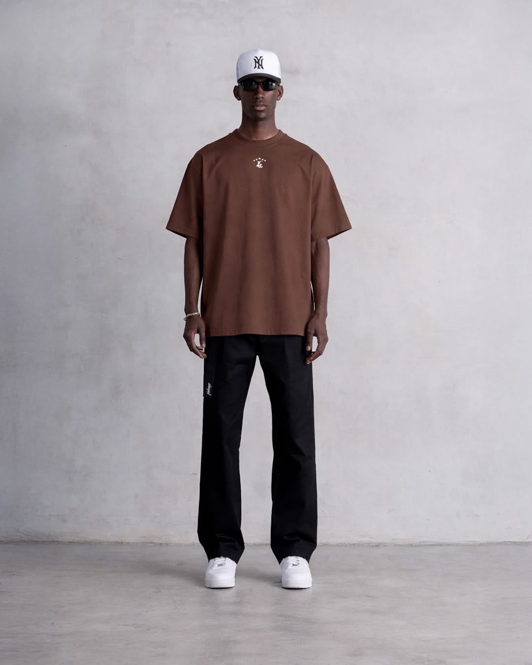 POLERA OVERSIZED BASIC MINI LOGO V2